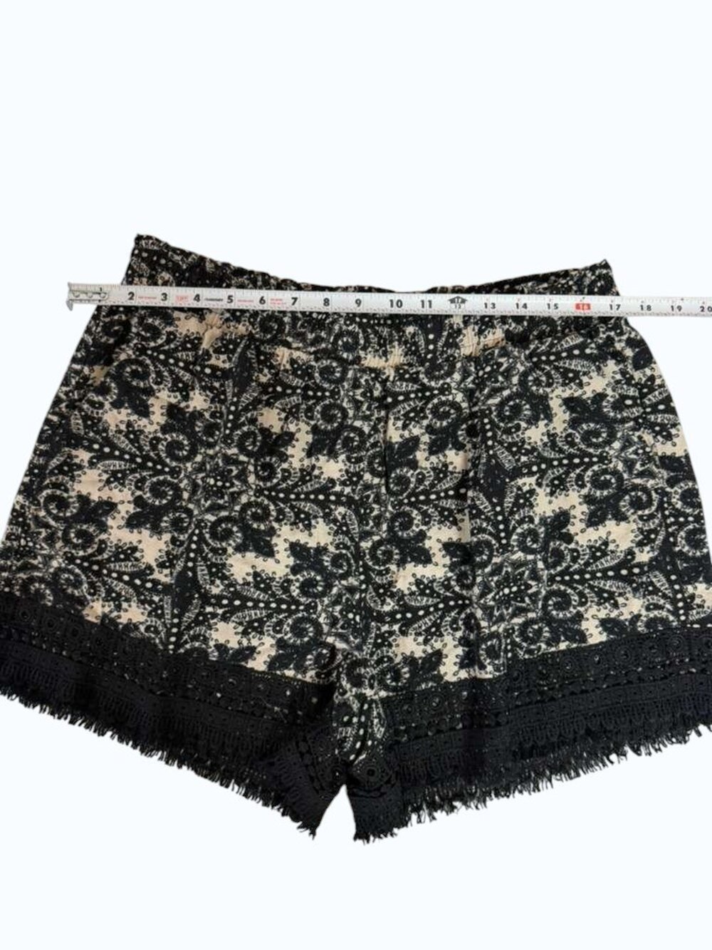 Aakewei Floral Lace Fringe Shorts Size XL Black Beige Boho. Black Beige Nylon. - Picture 5 of 7